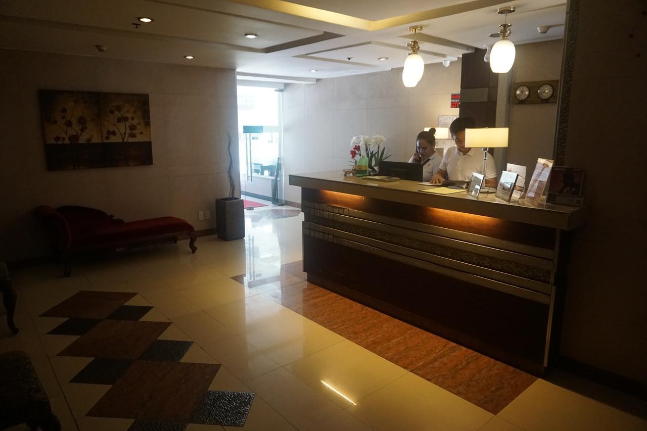 The Shila Philla Hotel Makati City Bagian luar foto